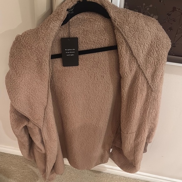 Cozy Tan Teddy Jacket with Open Front and Collar - Picture 1 of 4